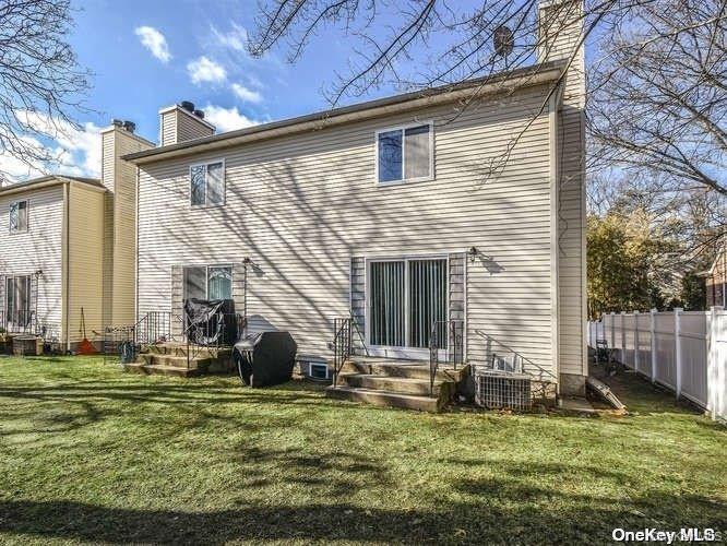 #18 photo, 62A Linwood, Port Washington , NY 11050