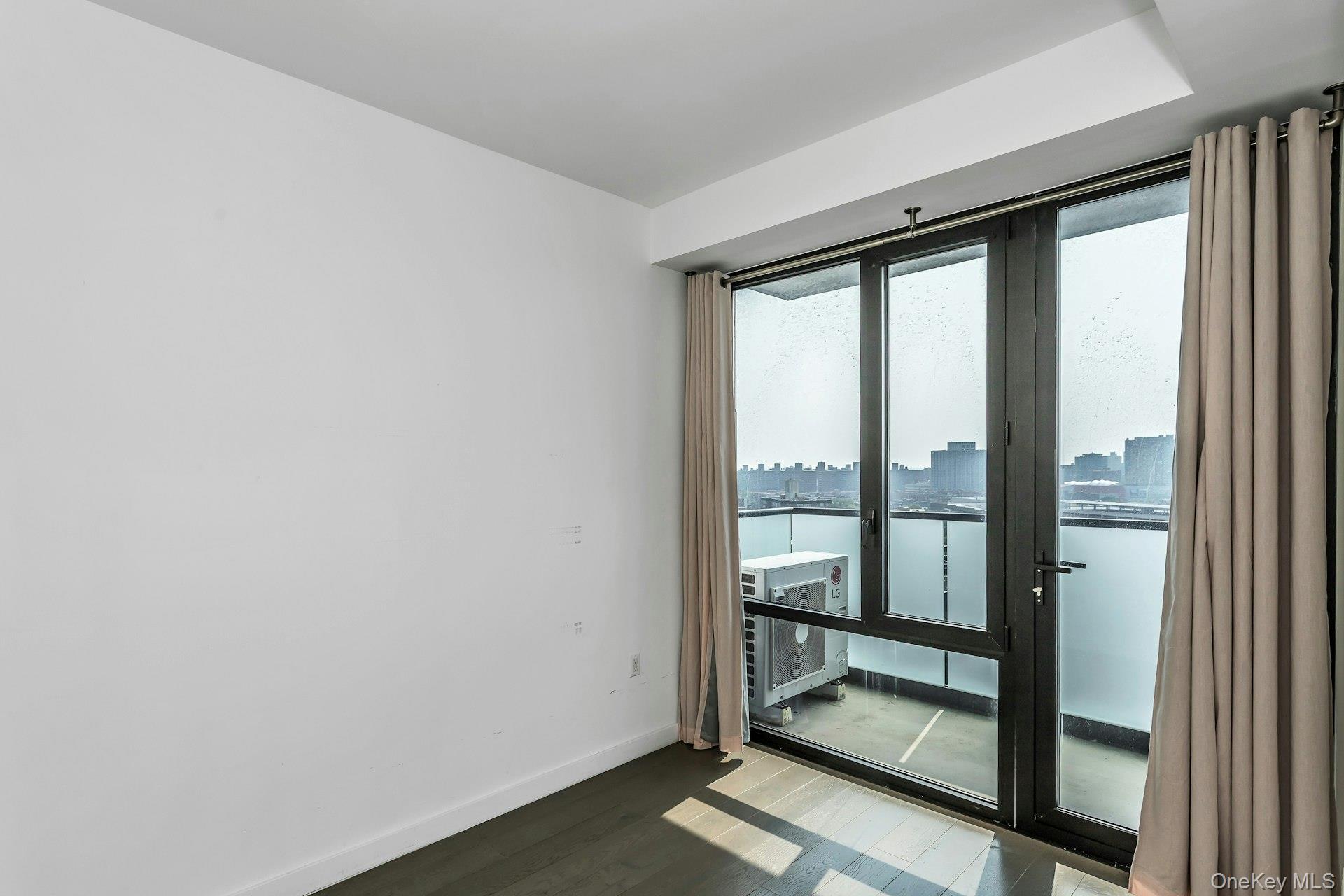 #8 photo, 88-08 Justice Avenue, クイーンズ区 Elmhurst , NY 11373