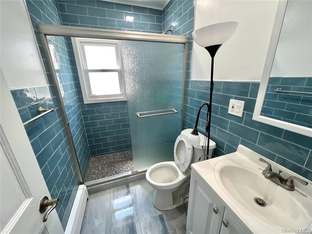 #11 photo, 217 Hillside Avenue, New Hyde Park , NY 11040