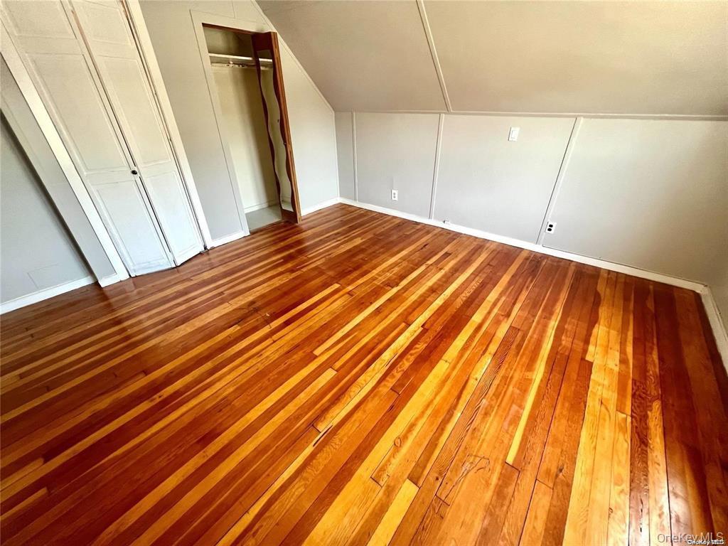 #13 photo, 217 Hillside Avenue, New Hyde Park , NY 11040