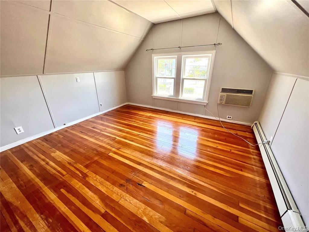 #14 photo, 217 Hillside Avenue, New Hyde Park , NY 11040