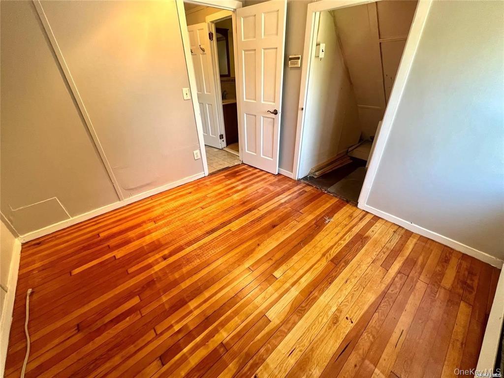 #15 photo, 217 Hillside Avenue, New Hyde Park , NY 11040