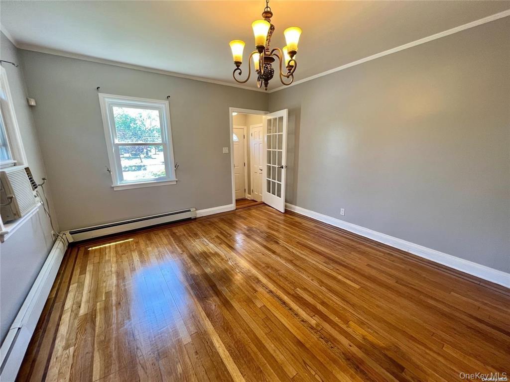 #4 photo, 217 Hillside Avenue, New Hyde Park , NY 11040