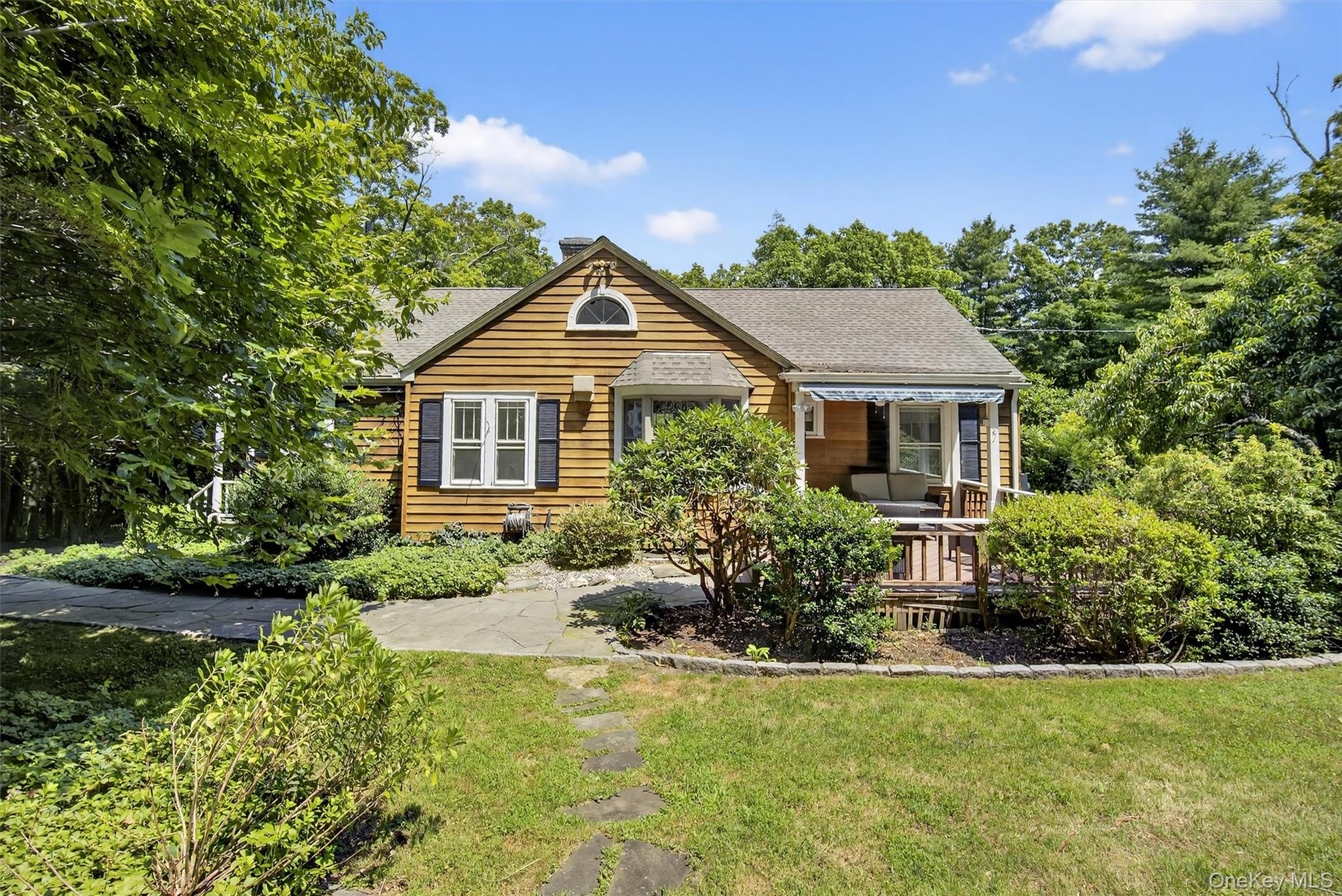 #1 photo, 10 Gatehouse Court, Carmel , NY 10512