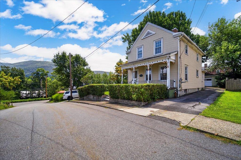 #1 photo, 111 Vine Street, 紐約州 Beacon , NY 12508