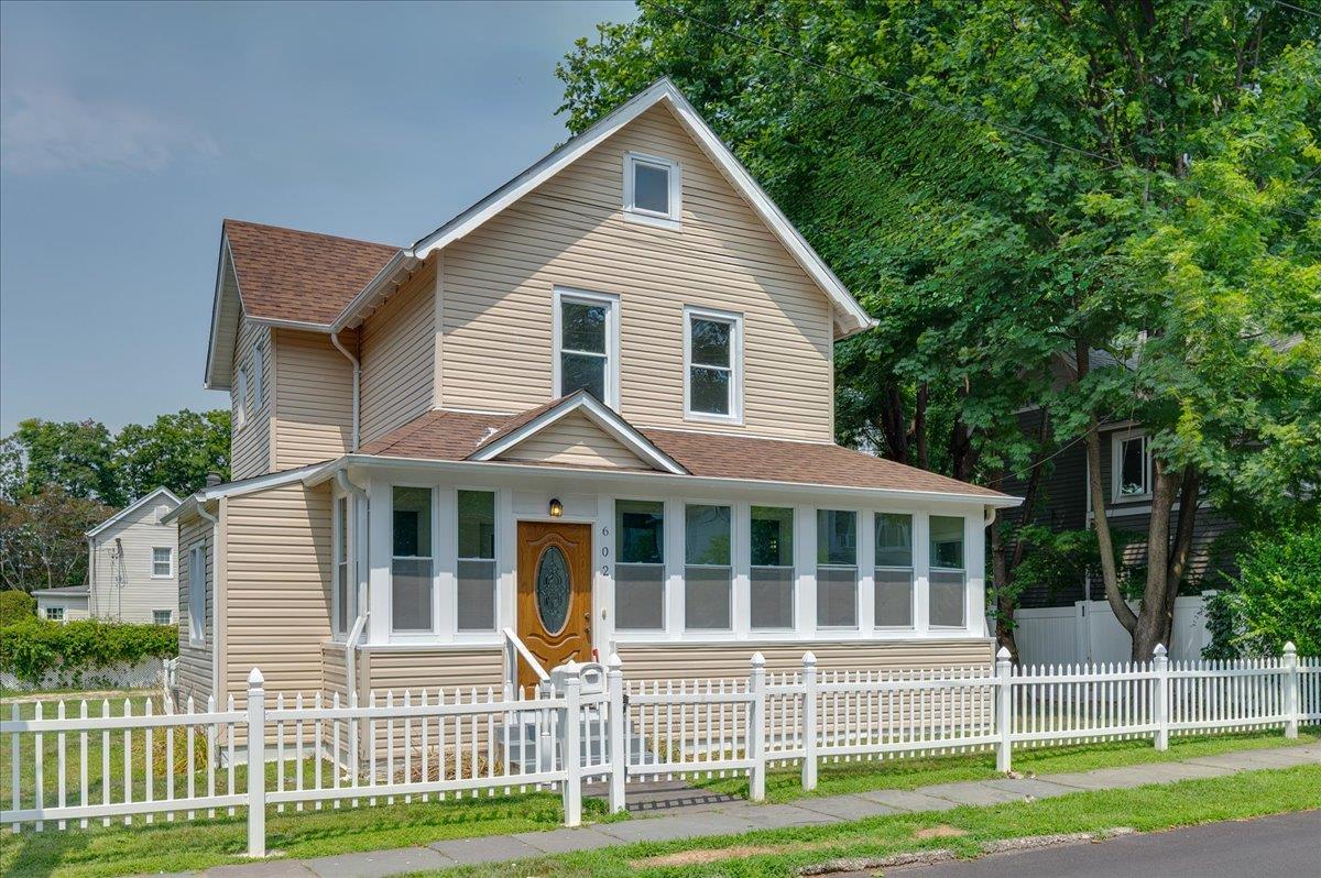 #1 photo, 602 Jefferson Avenue, Mamaroneck , NY 10543