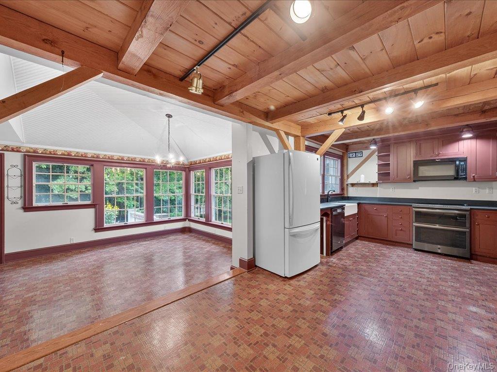 #8 photo, 121 Valley Farm Road, Millbrook , NY 12545