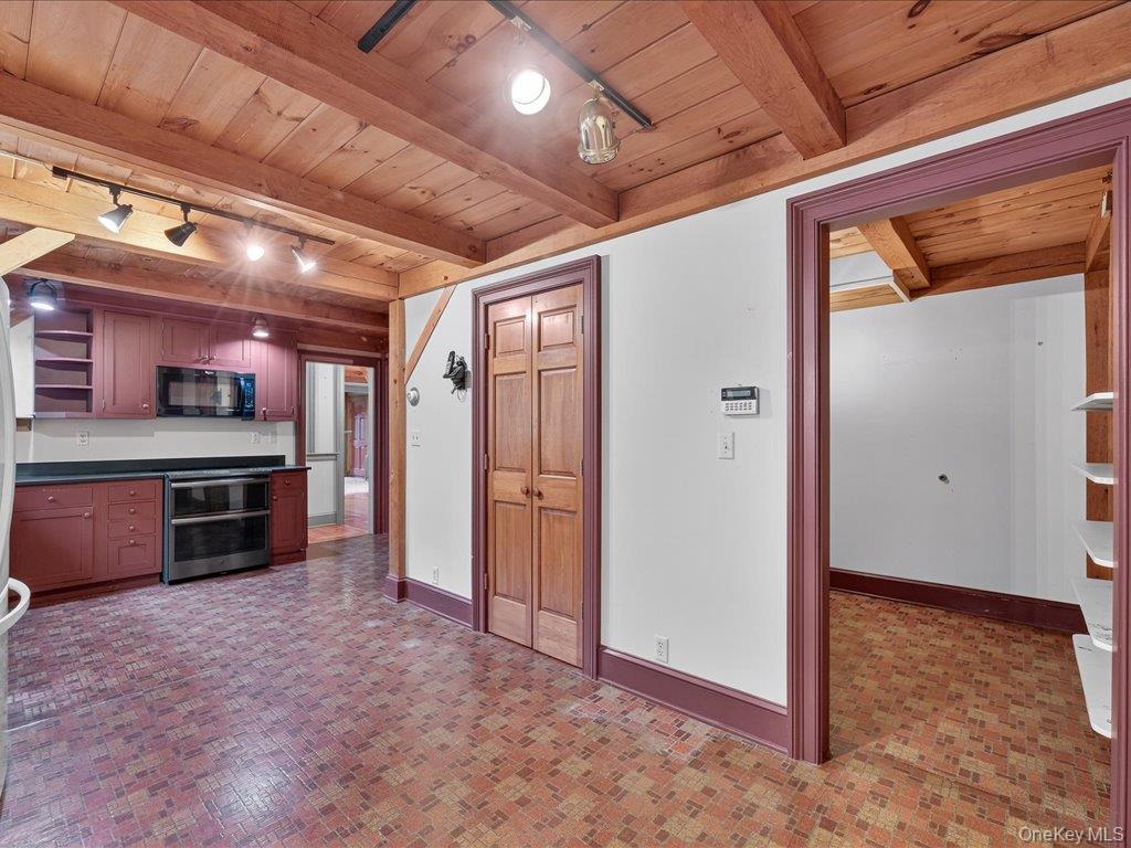 #9 photo, 121 Valley Farm Road, Millbrook , NY 12545