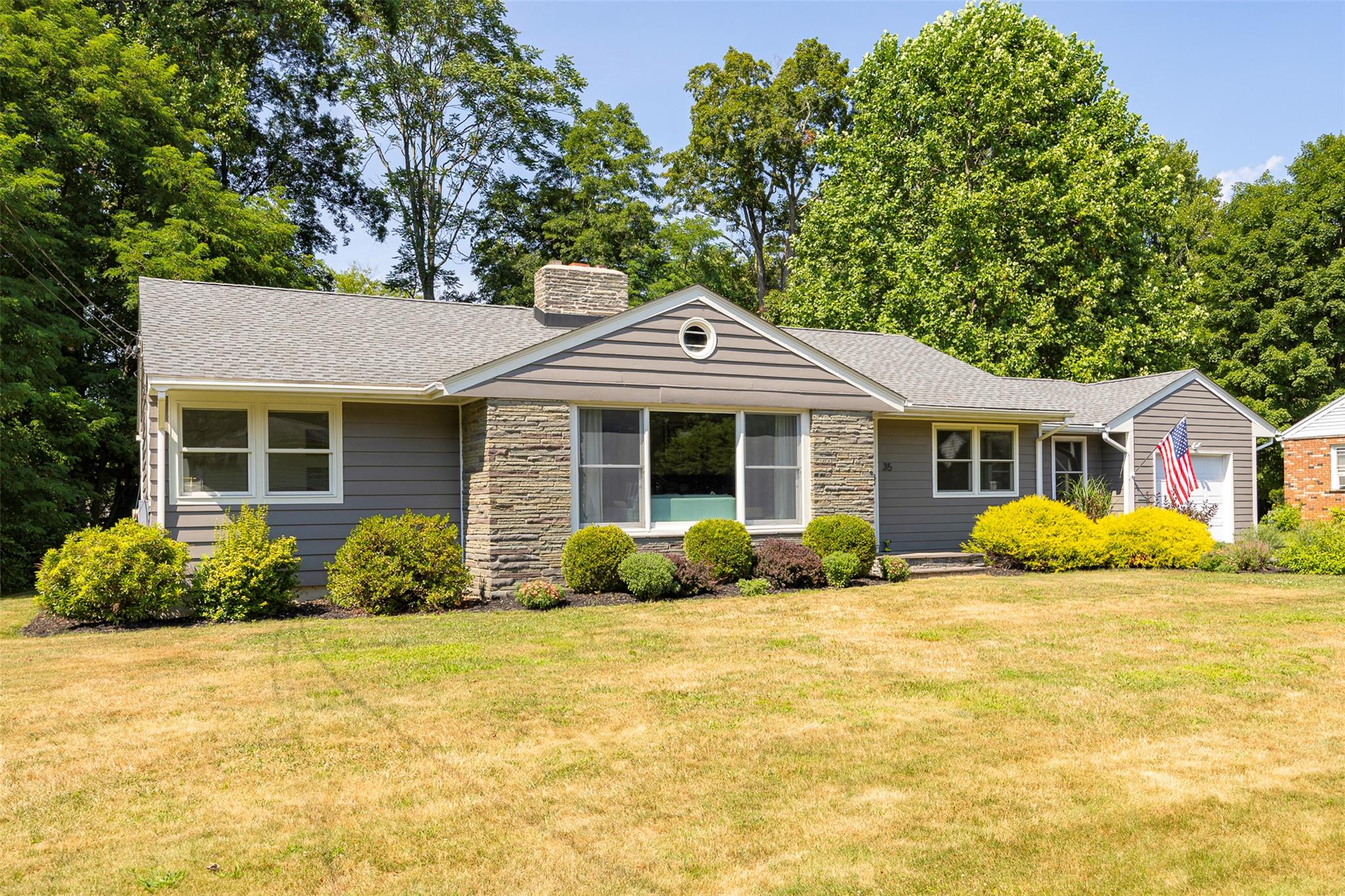 #1 photo, 35 Fuller Lane, Hyde Park , NY 12538