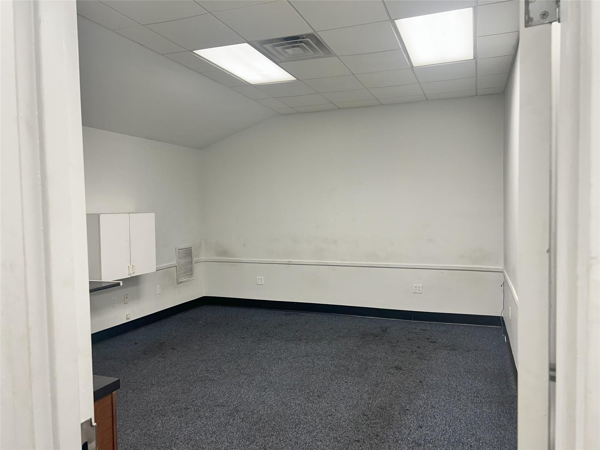 #13 photo, 1245 Central Park Avenue, Yonkers , NY 10704