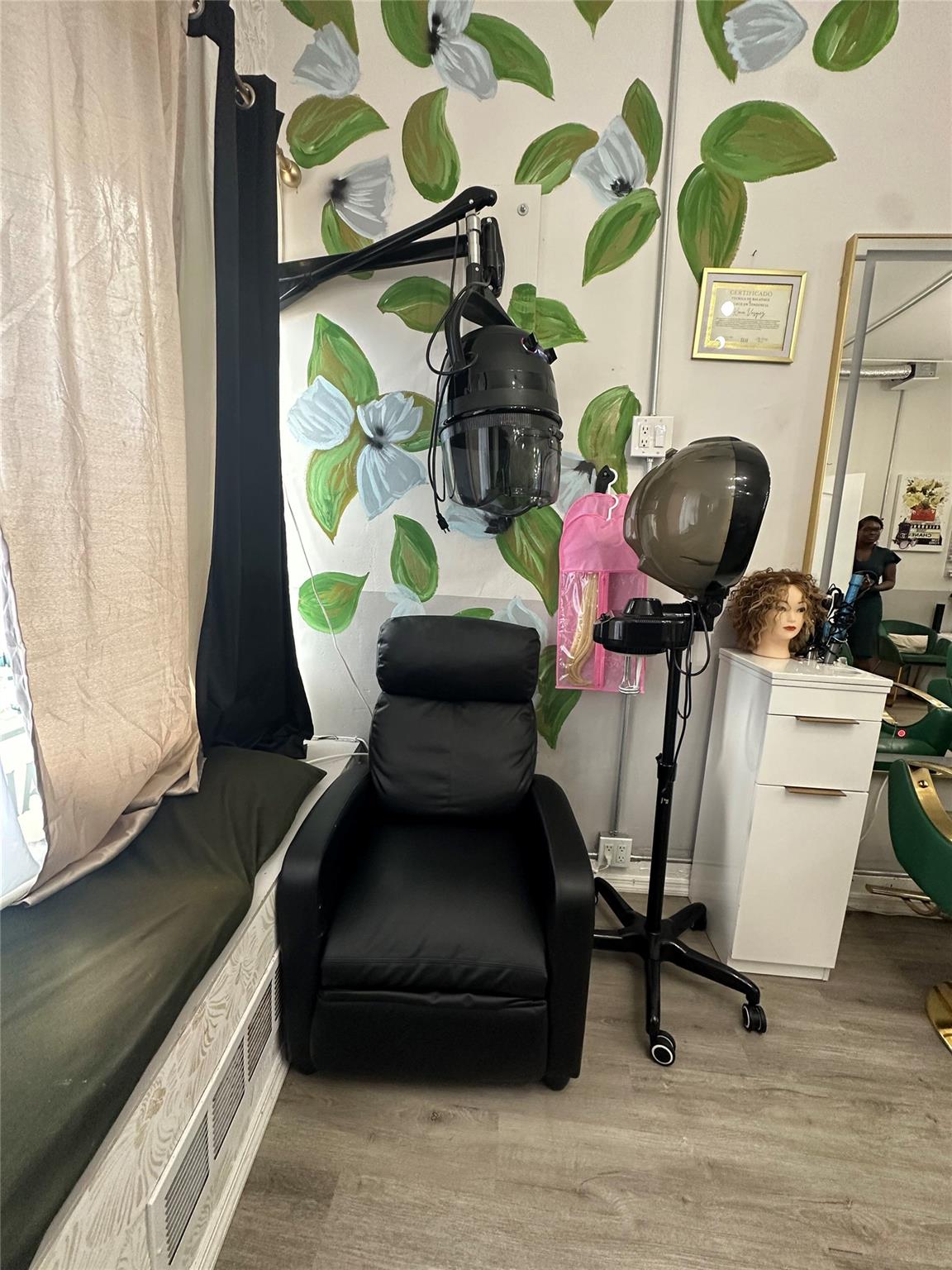 #3 photo, 244-08 Jericho Turnpike, クイーンズ区 Floral Park , NY 11001