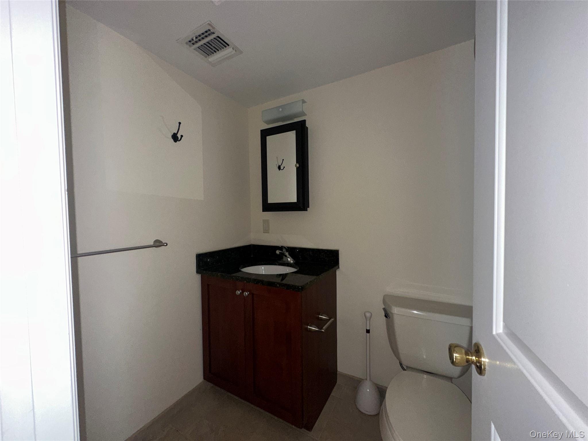 #11 photo, 67 W Main Street, ナッソー郡 Oyster Bay , NY 11771