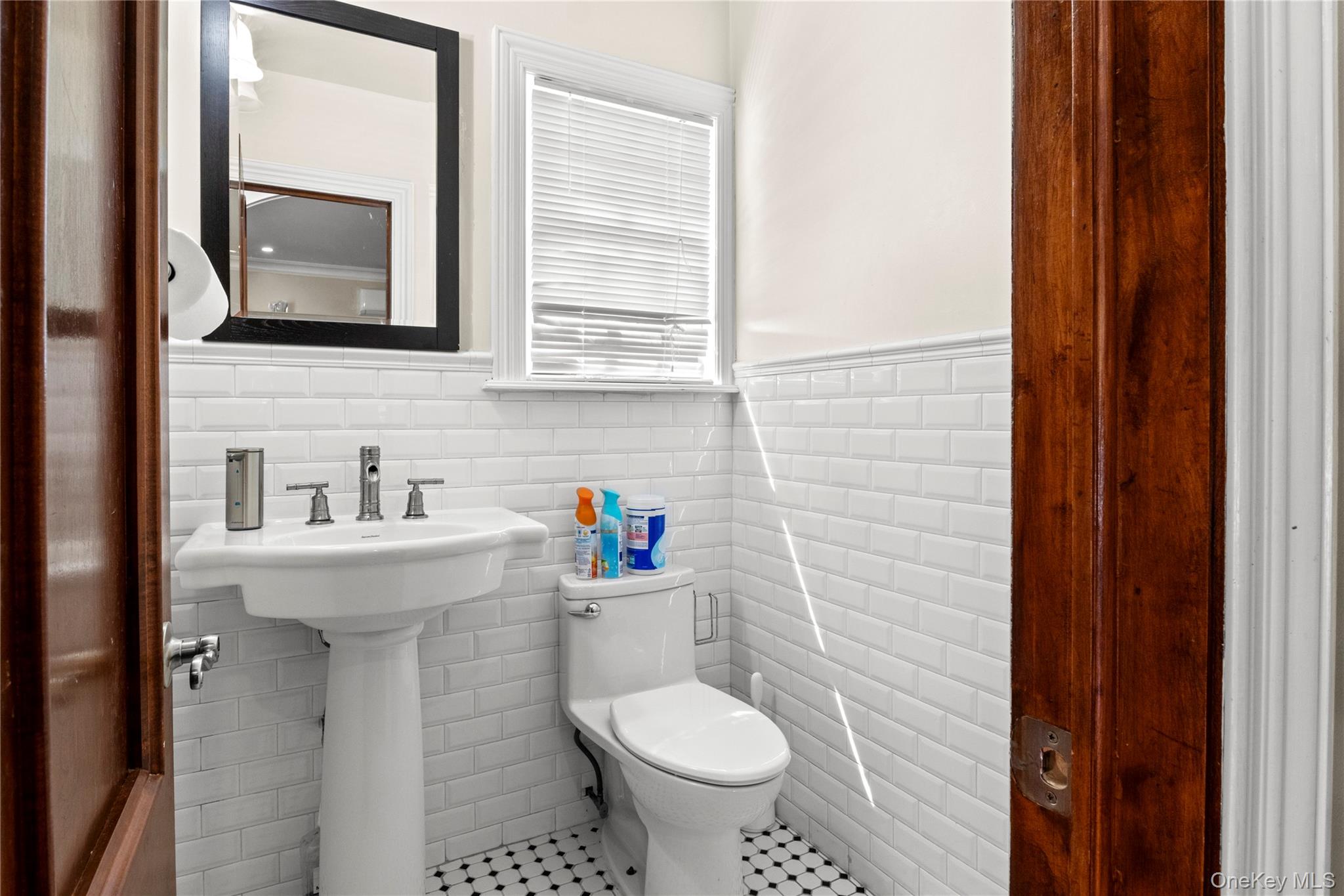 #11 photo, 1011 Bay 24th Street, Far Rockaway , NY 11691