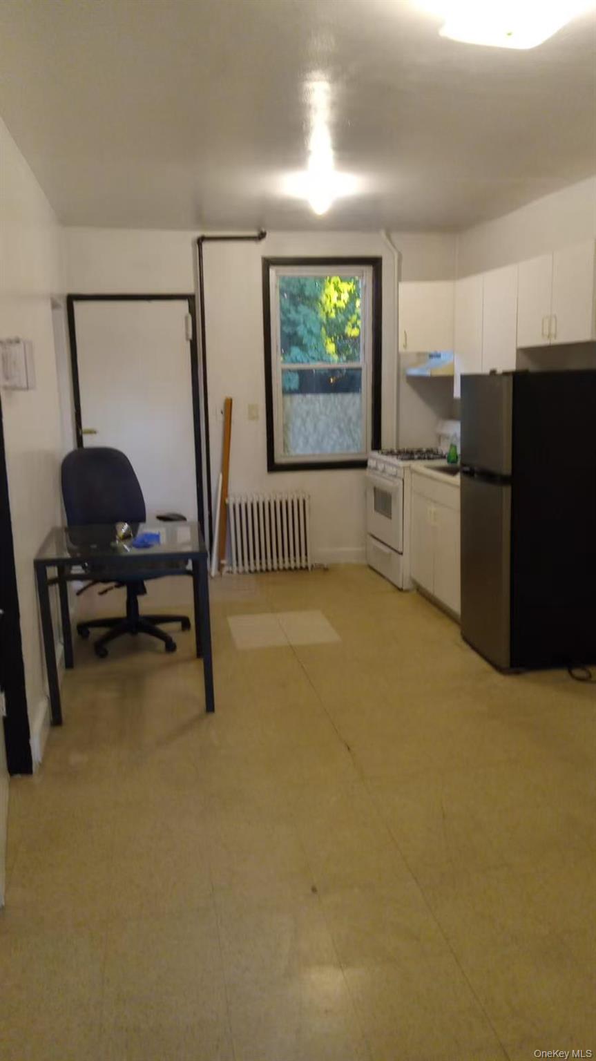 #5 photo, 1831 College Point Boulevard, クイーンズ区 College Point , NY 11356