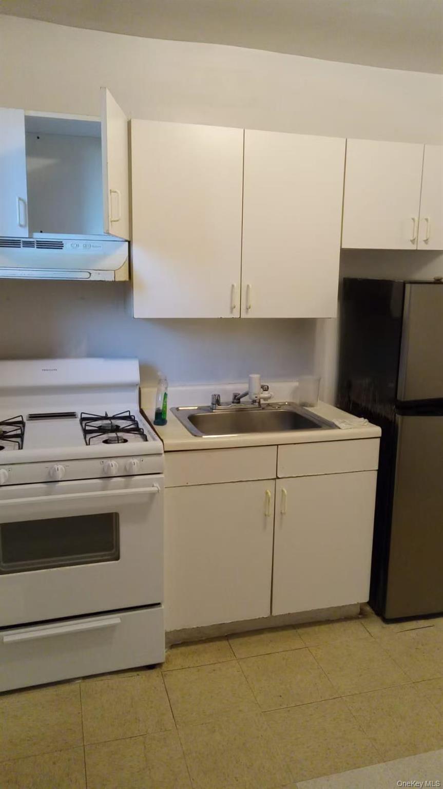 #6 photo, 1831 College Point Boulevard, クイーンズ区 College Point , NY 11356