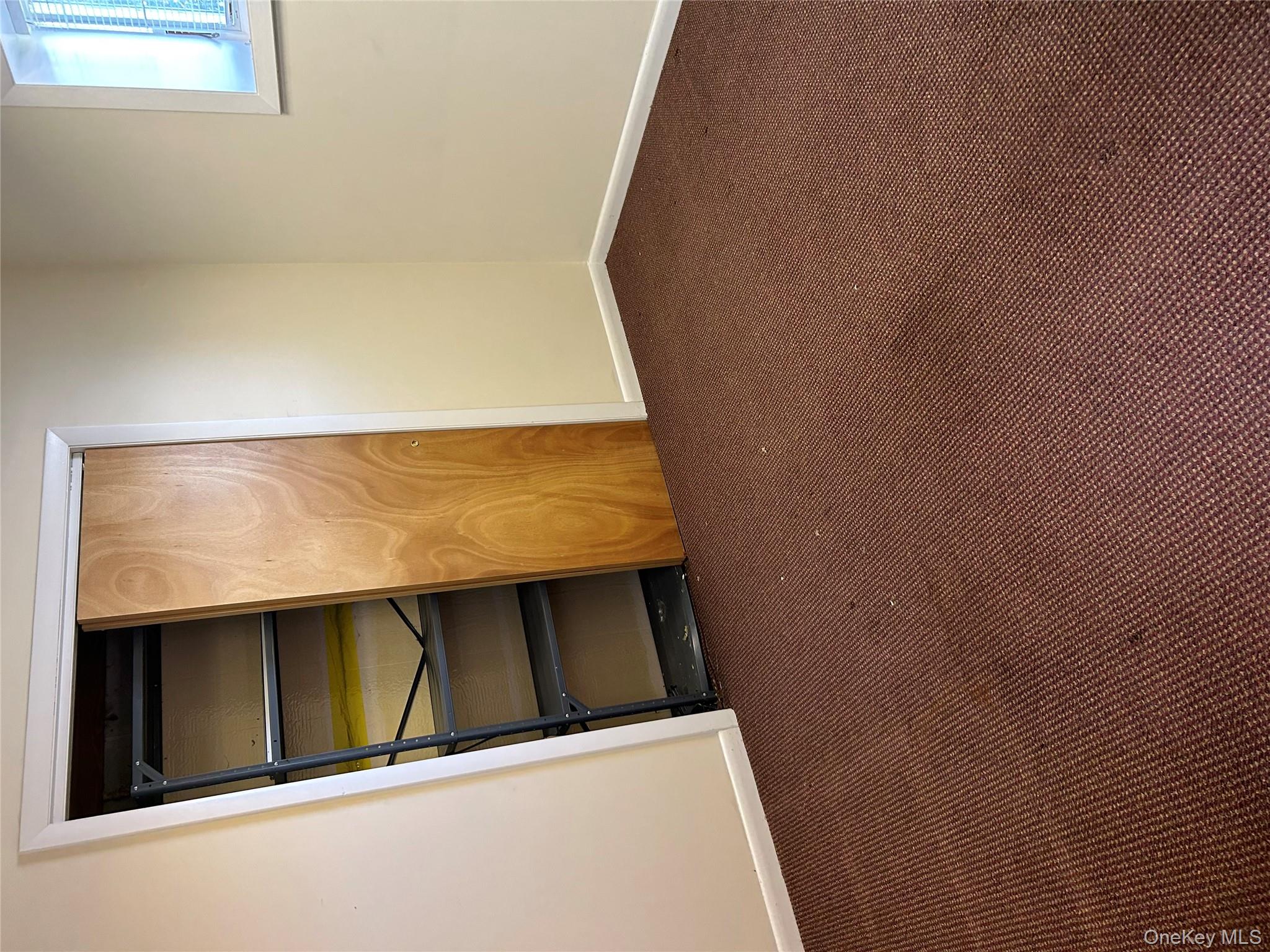 #4 photo, 692 S Wellwood Avenue, Lindenhurst , NY 11757