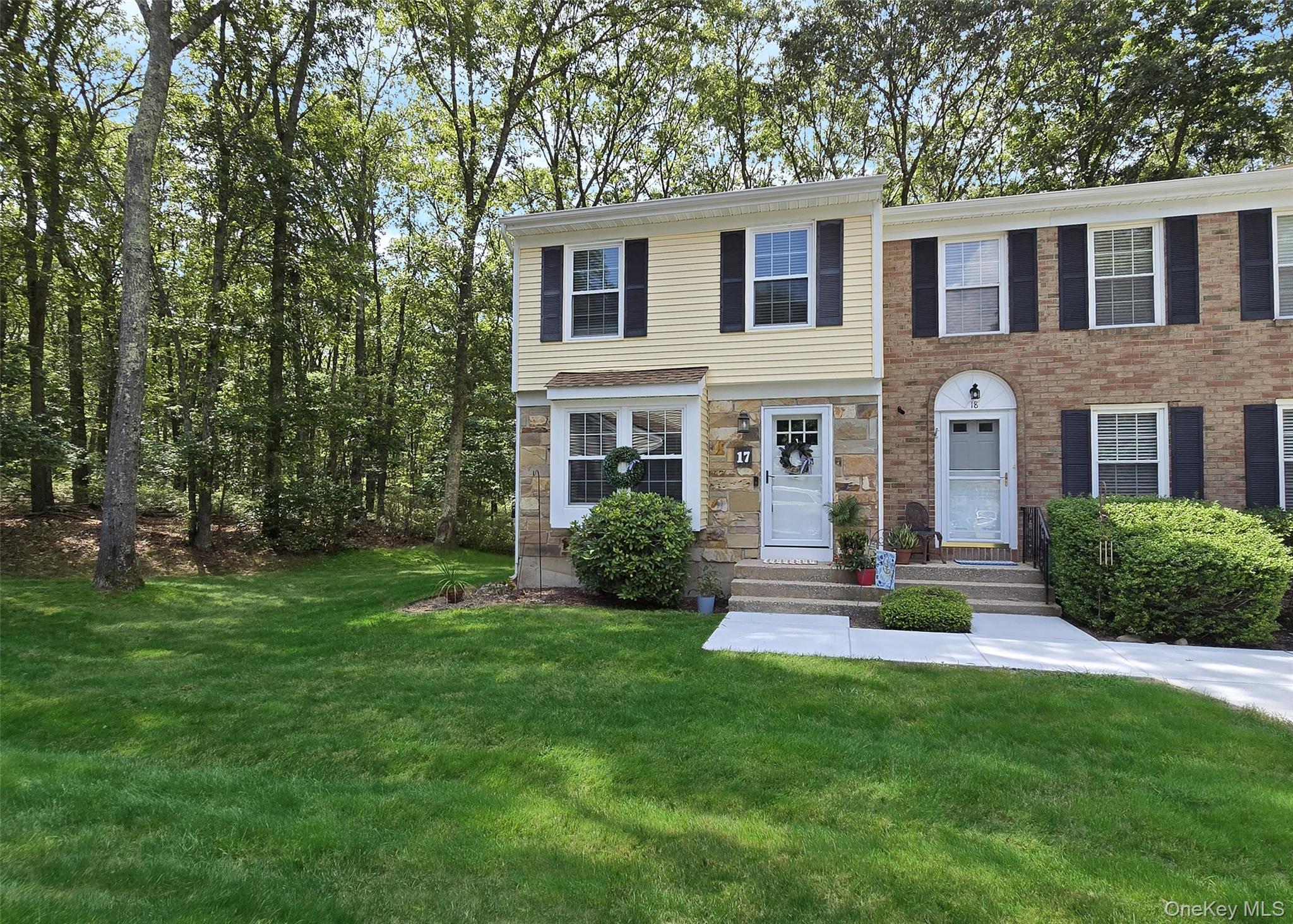 #1 photo, 17 Penn Commons, 东长岛 Yaphank , NY 11980