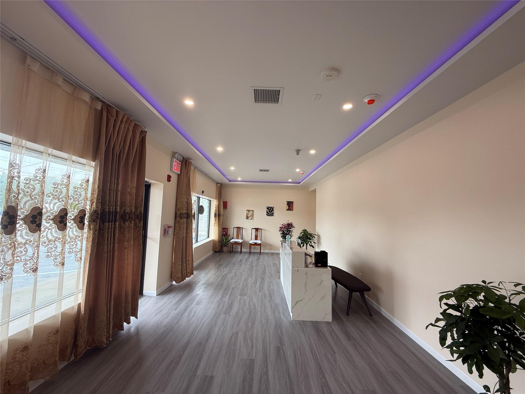 #3 photo, 340 NY-25, サフォーク郡 Mount Sinai , NY 11766