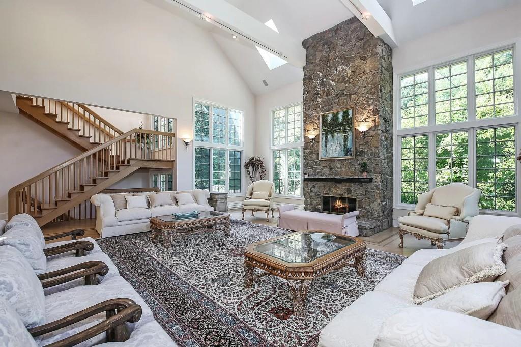 #13 photo, 2 High Point Terrace, Scarsdale , NY 10583