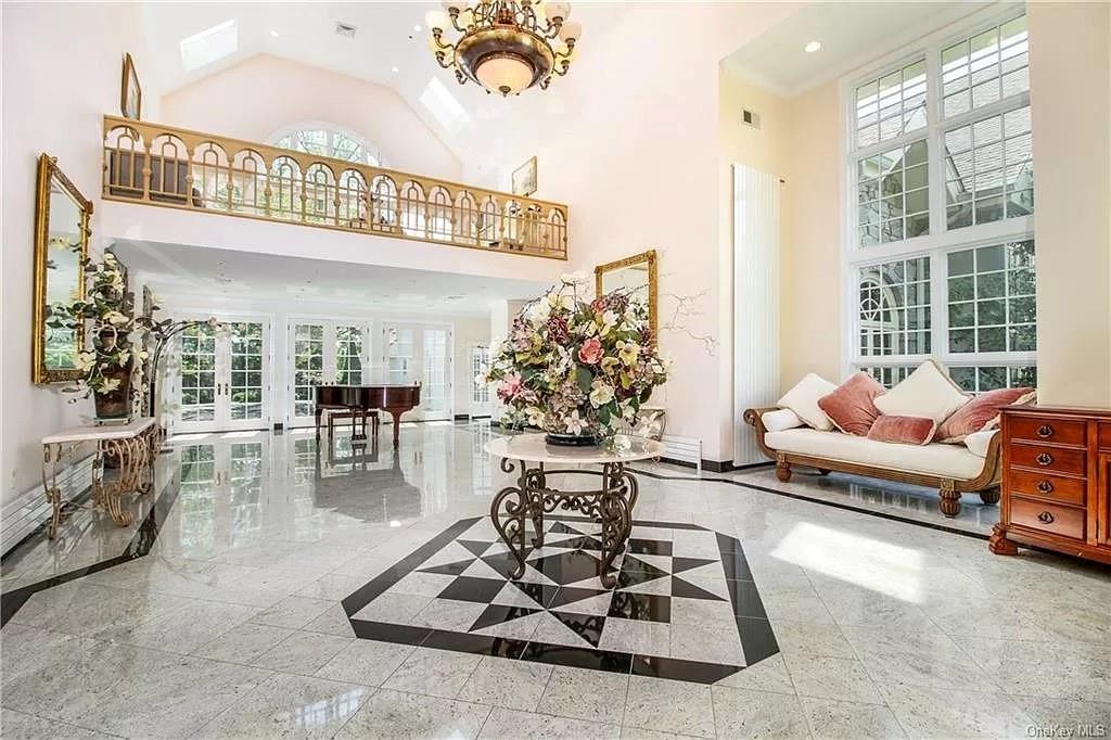 #3 photo, 2 High Point Terrace, Scarsdale , NY 10583