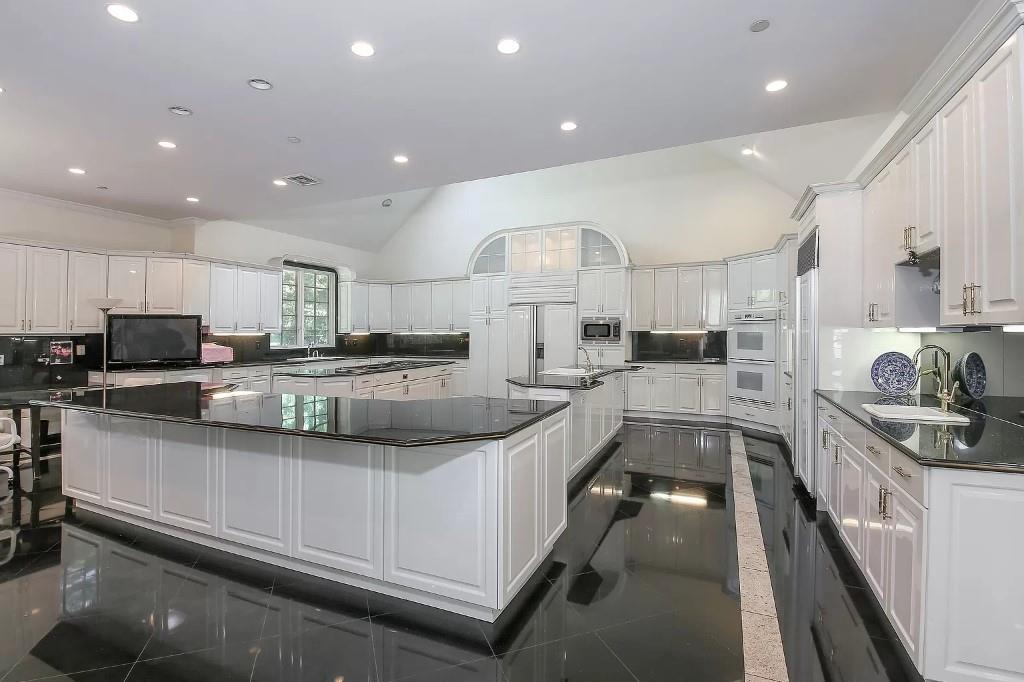 #5 photo, 2 High Point Terrace, Scarsdale , NY 10583