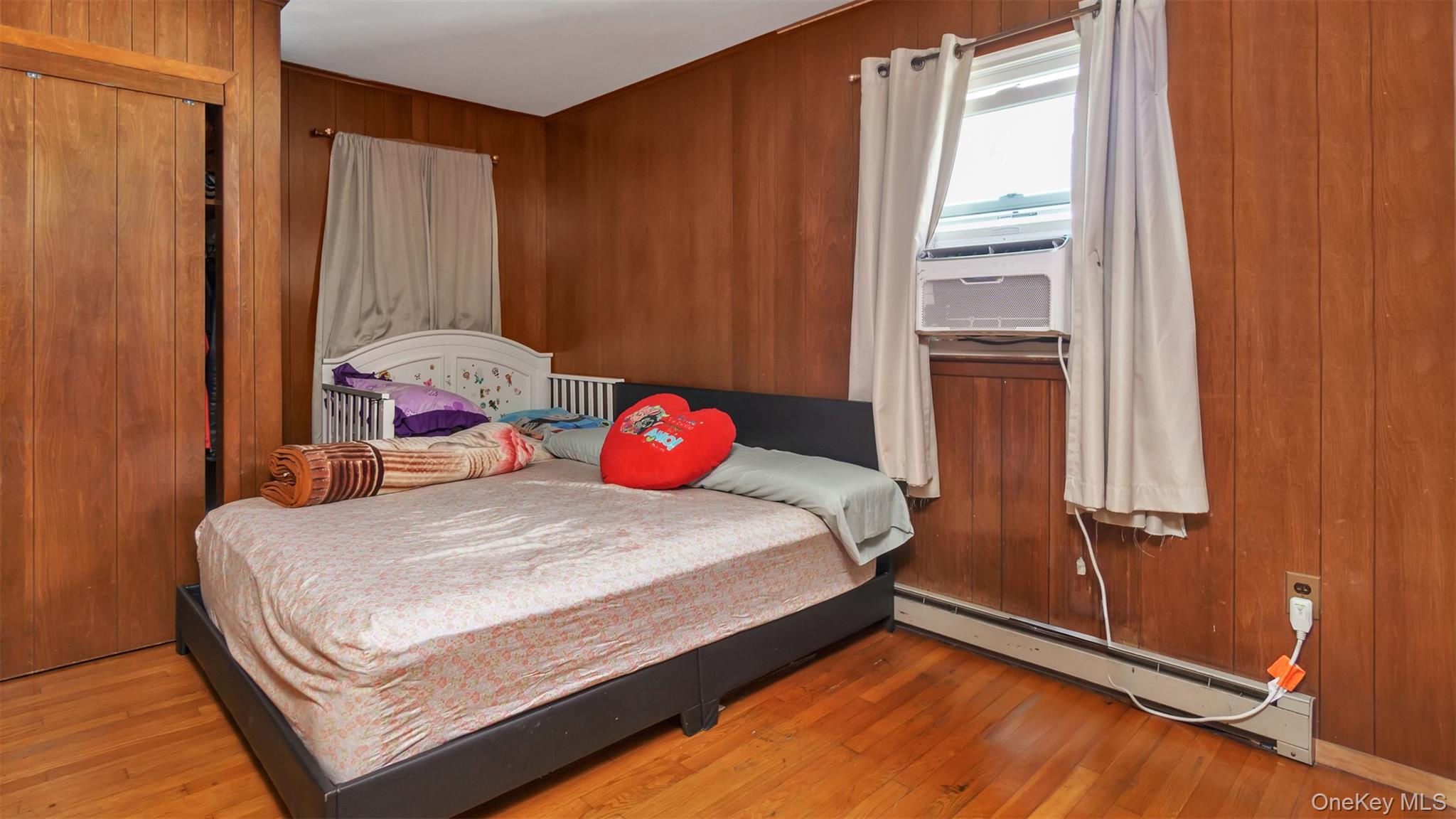 #13 photo, 74 Foster Avenue, サフォーク郡 Hampton Bays , NY 11946