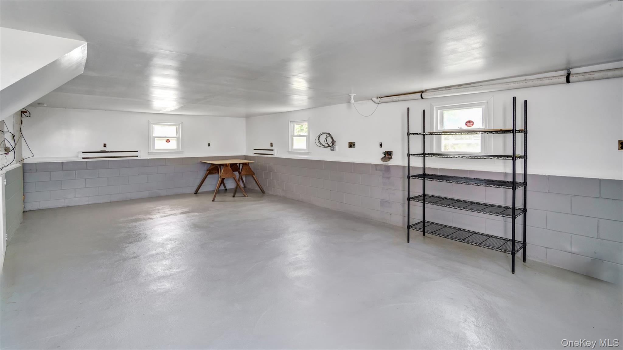 #19 photo, 74 Foster Avenue, サフォーク郡 Hampton Bays , NY 11946