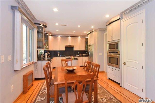 #11 photo, 77-16 Kew Forest Lane, クイーンズ区 Flushing , NY 11375