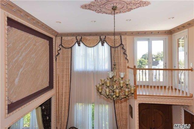 #3 photo, 77-16 Kew Forest Lane, クイーンズ区 Flushing , NY 11375