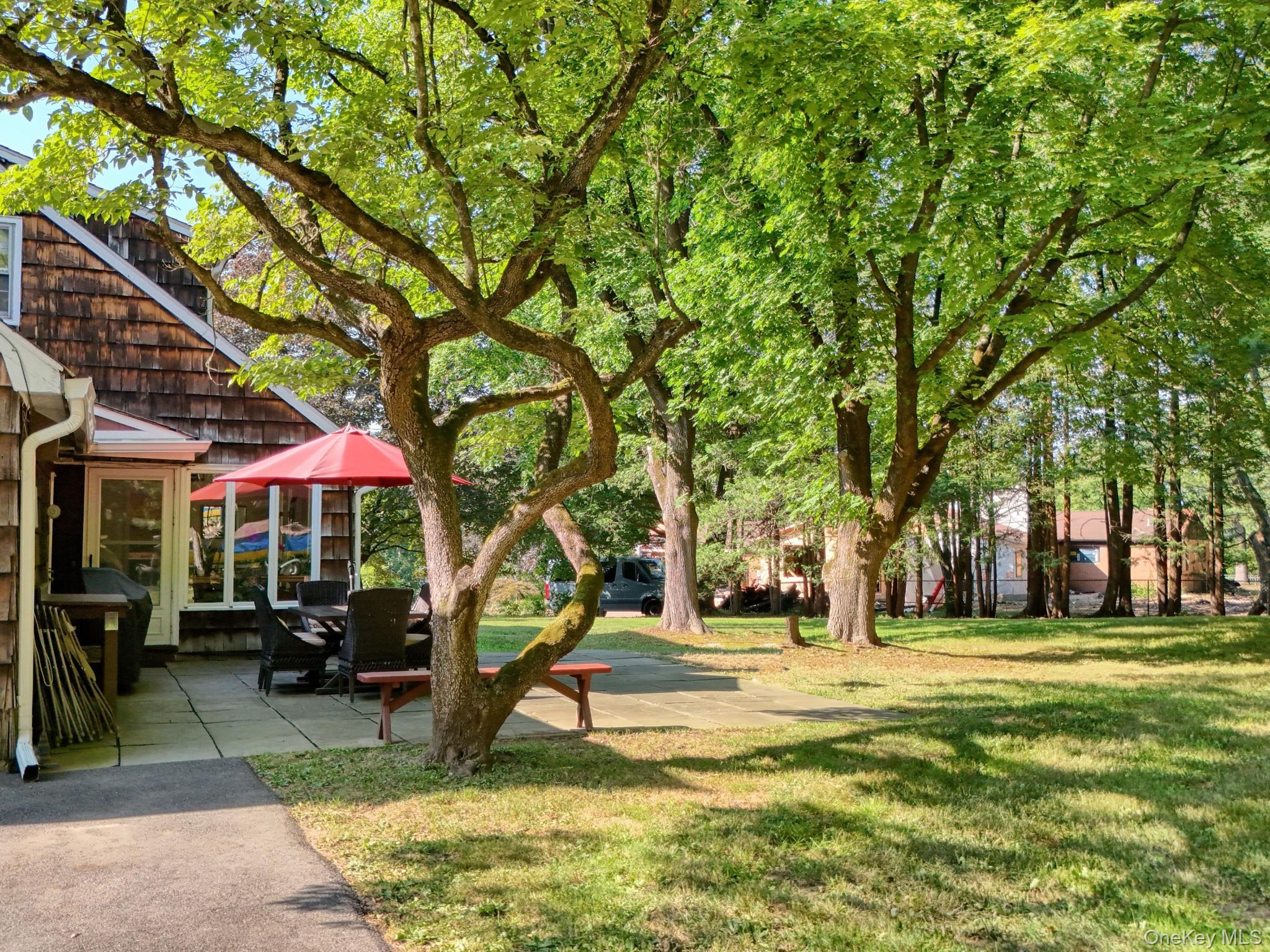 #6 photo, 10 LINDA Drive, Montebello , NY 10901