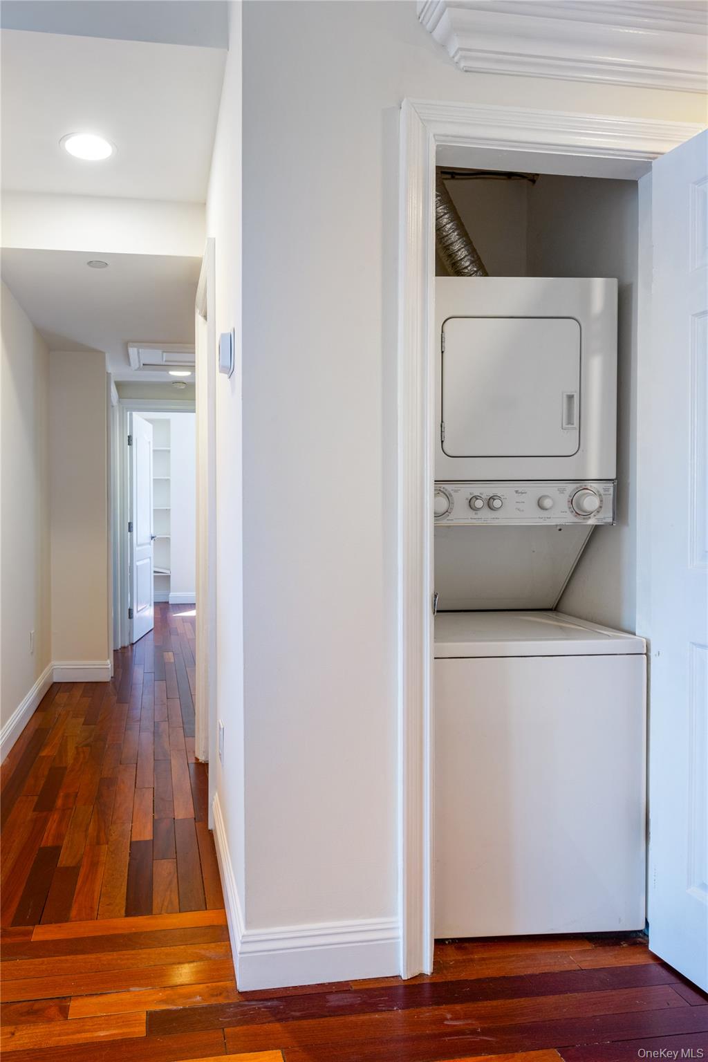 #9 photo, 3816 Waldo Avenue, ブロンクス区 Bronx , NY 10463