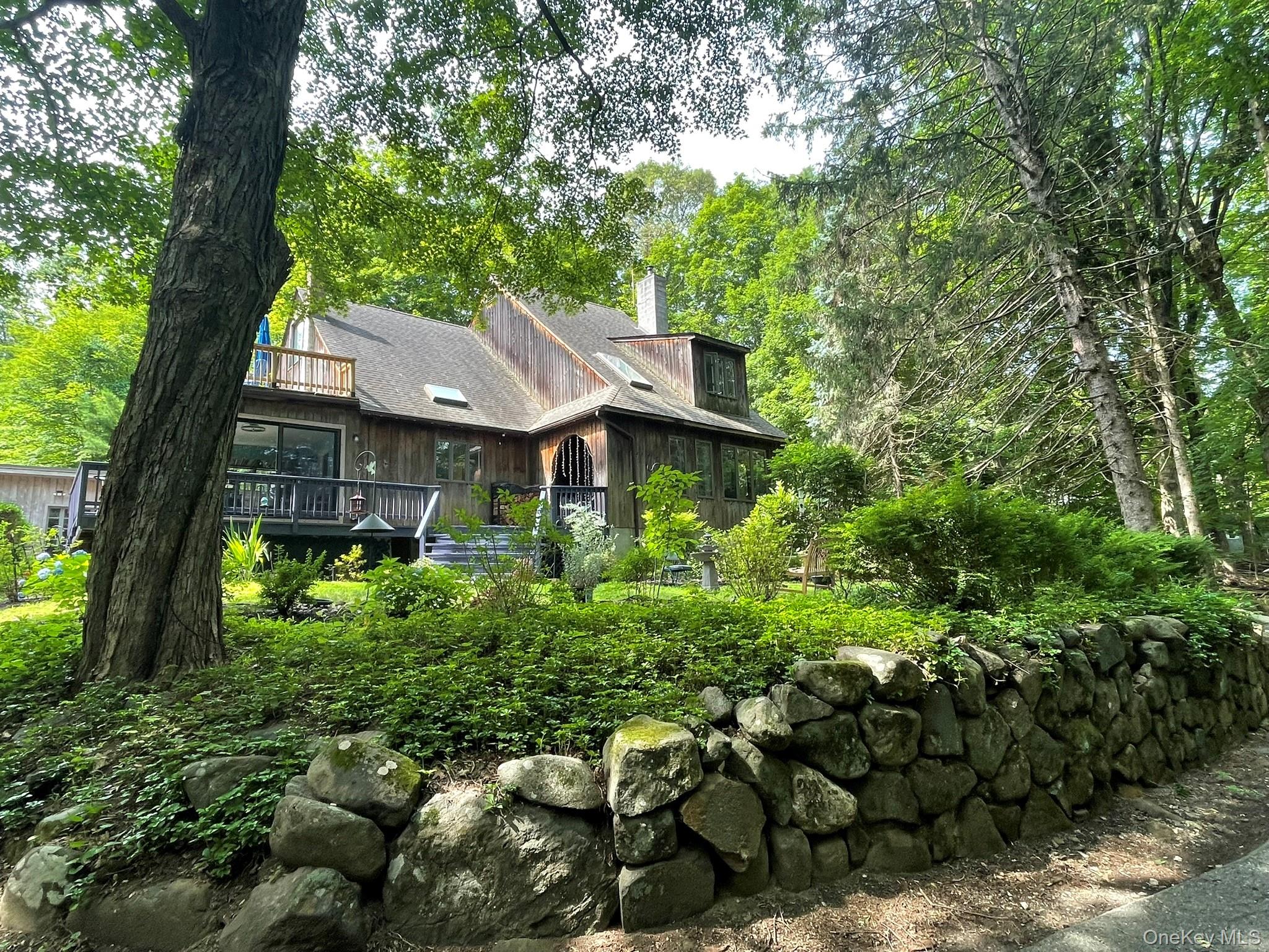 #2 photo, 34 Mount Airy Road, Croton-on-Hudson , NY 10520