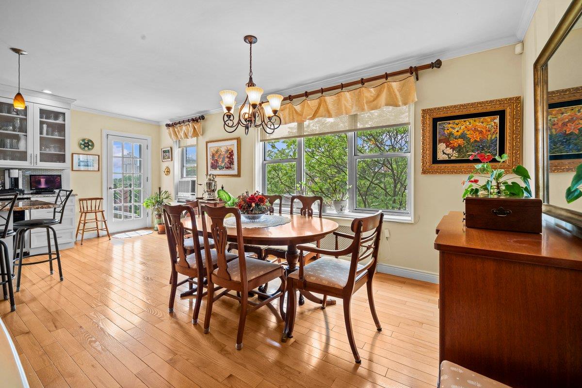 #10 photo, 3299 Cambridge Avenue, Bronx , NY 10463