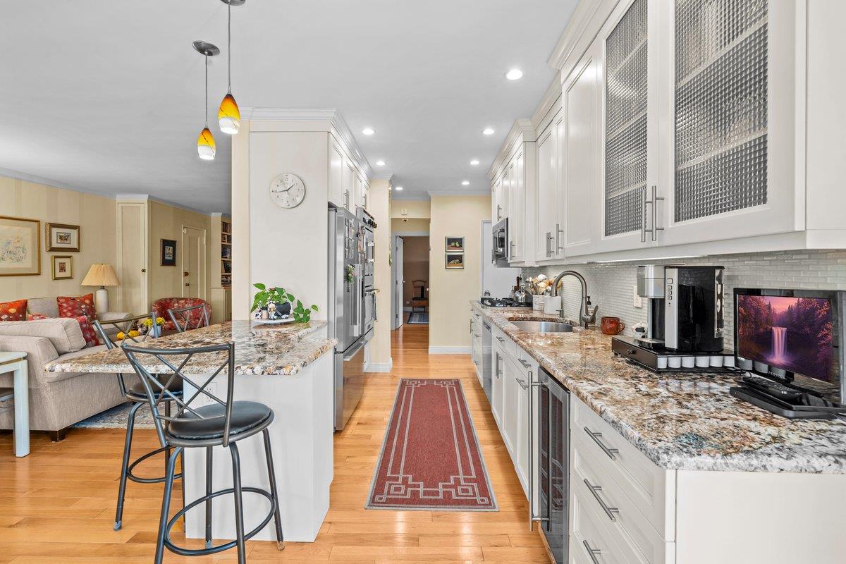 #13 photo, 3299 Cambridge Avenue, Bronx , NY 10463