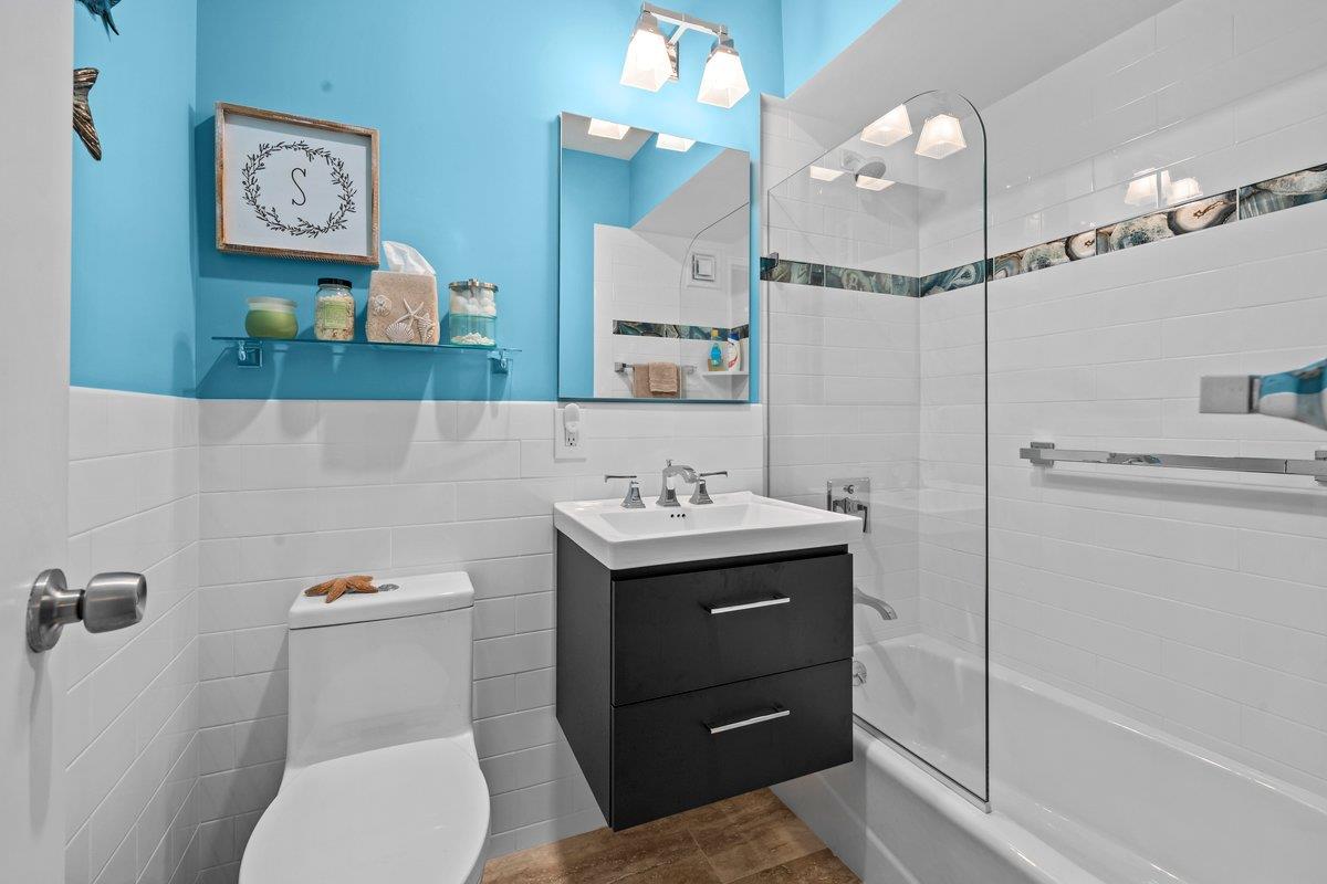 #20 photo, 3299 Cambridge Avenue, Bronx , NY 10463