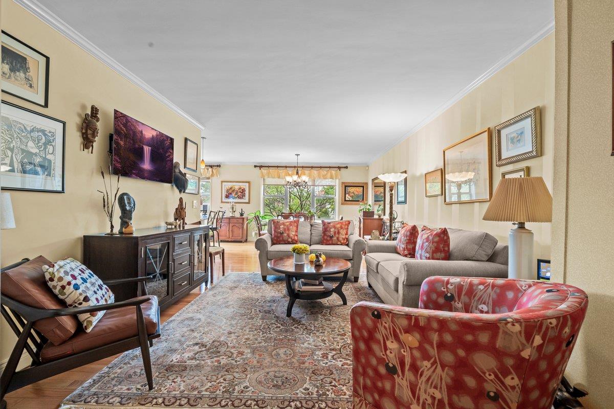 #6 photo, 3299 Cambridge Avenue, Bronx , NY 10463