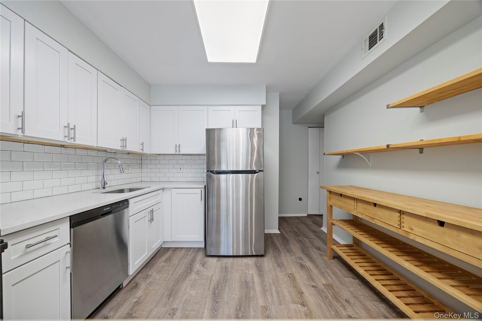 #10 photo, 423 Colony Drive, Hartsdale , NY 10530