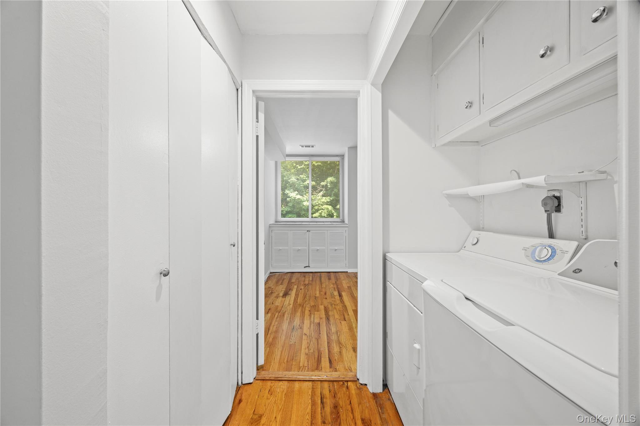 #11 photo, 423 Colony Drive, Hartsdale , NY 10530