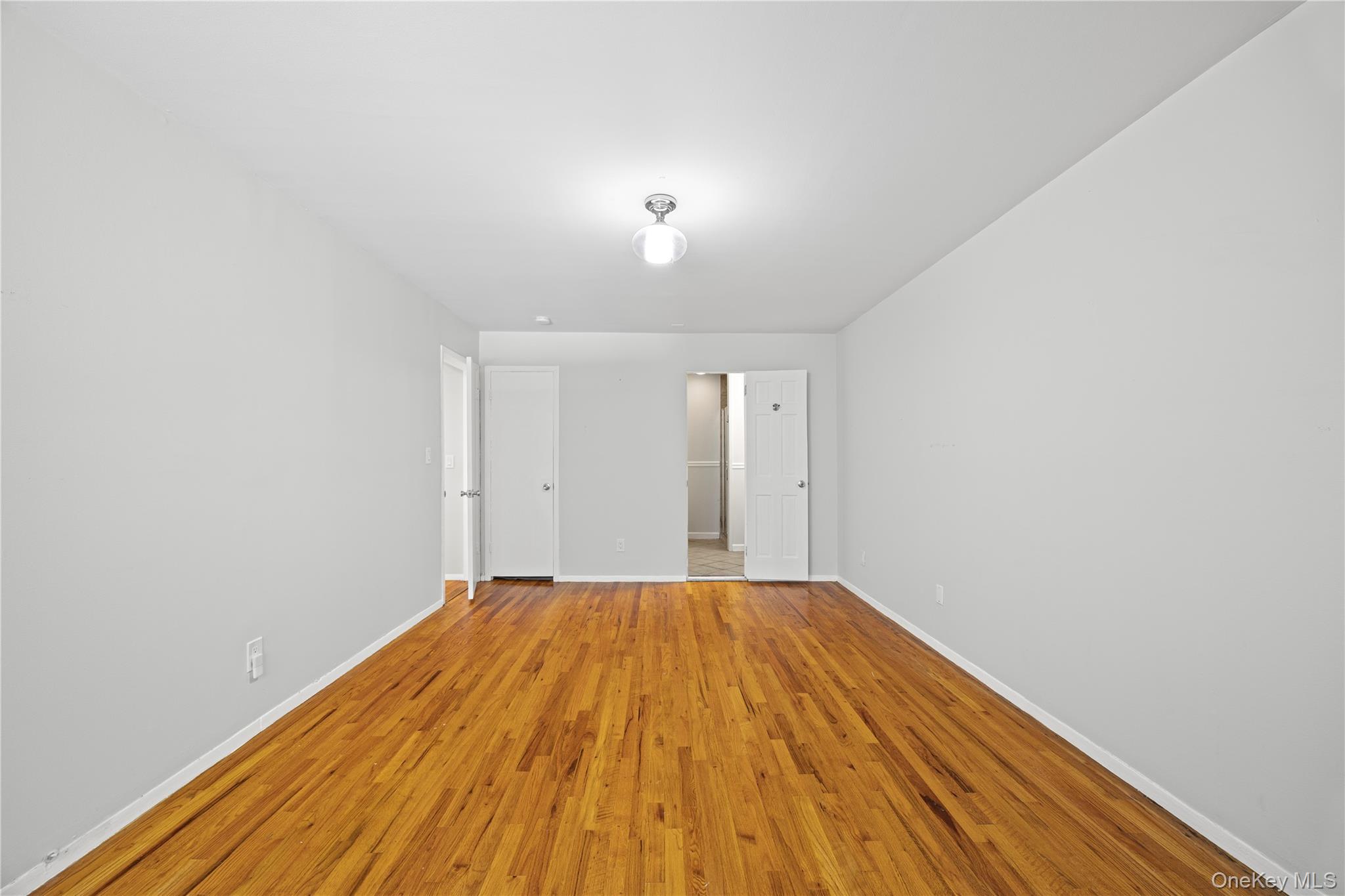 #13 photo, 423 Colony Drive, Hartsdale , NY 10530