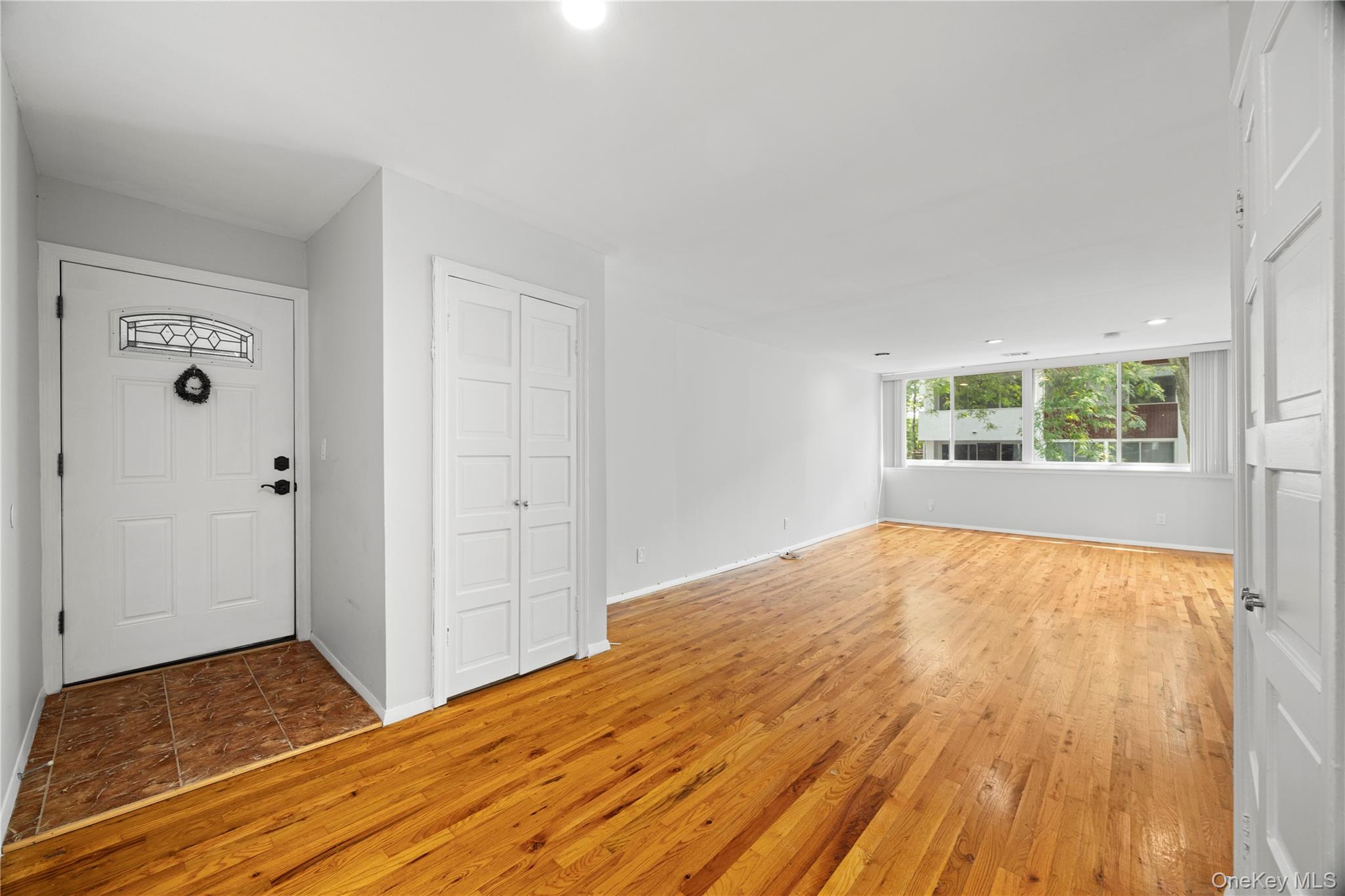 #2 photo, 423 Colony Drive, Hartsdale , NY 10530