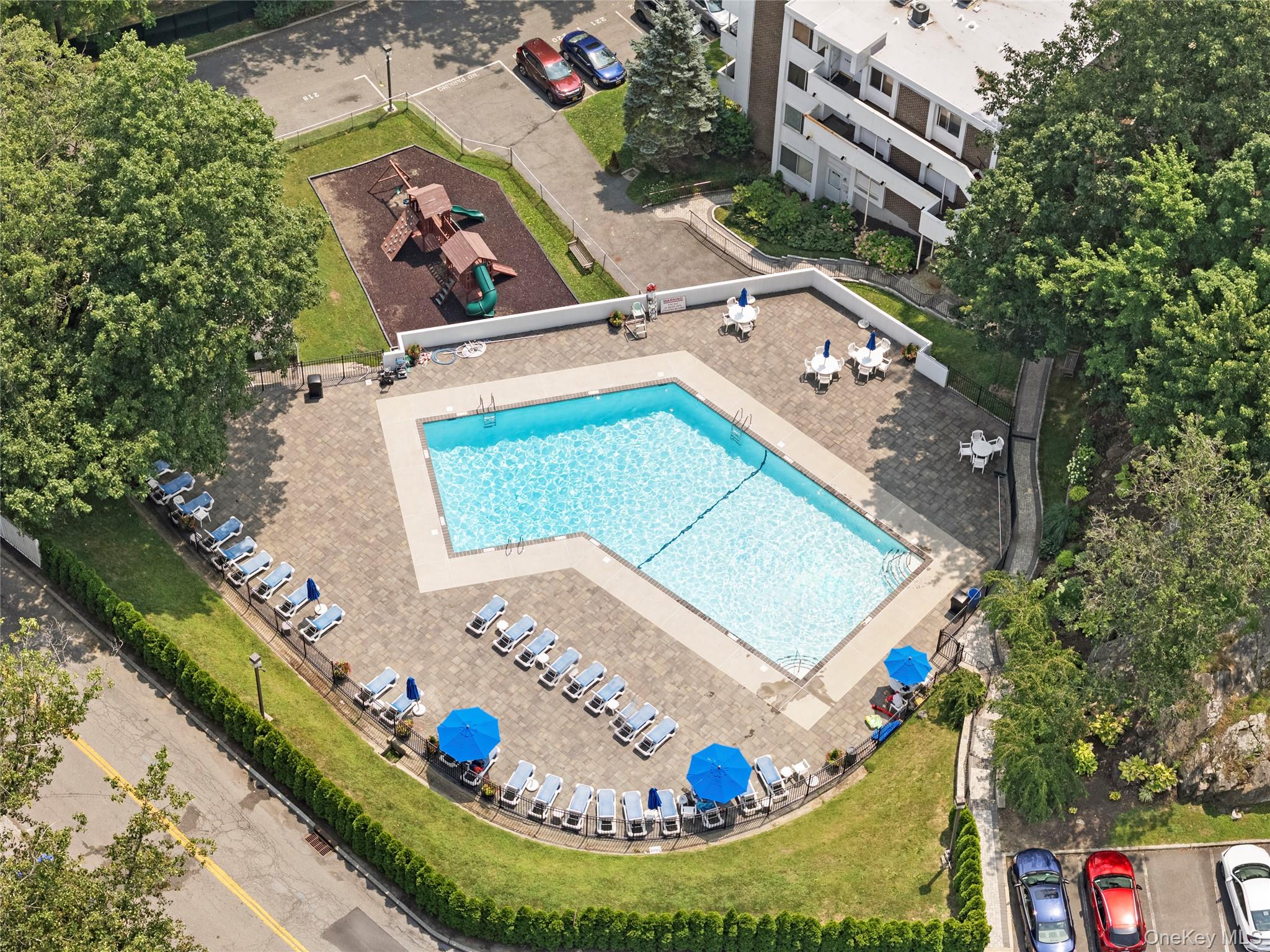 #20 photo, 423 Colony Drive, Hartsdale , NY 10530