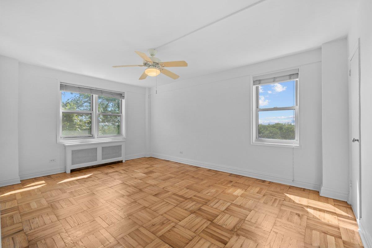 #11 photo, 4525 Henry Hudson Parkway, Bronx , NY 10471