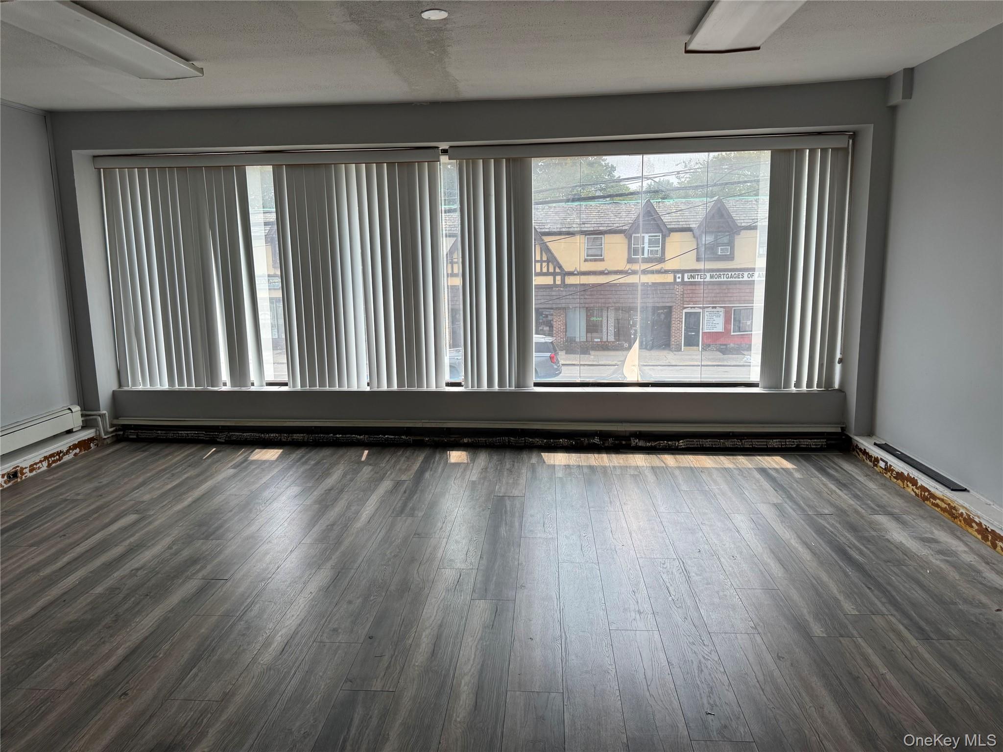 #3 photo, 247-09 Jericho Turnpike, クイーンズ区 Bellerose , NY 11426