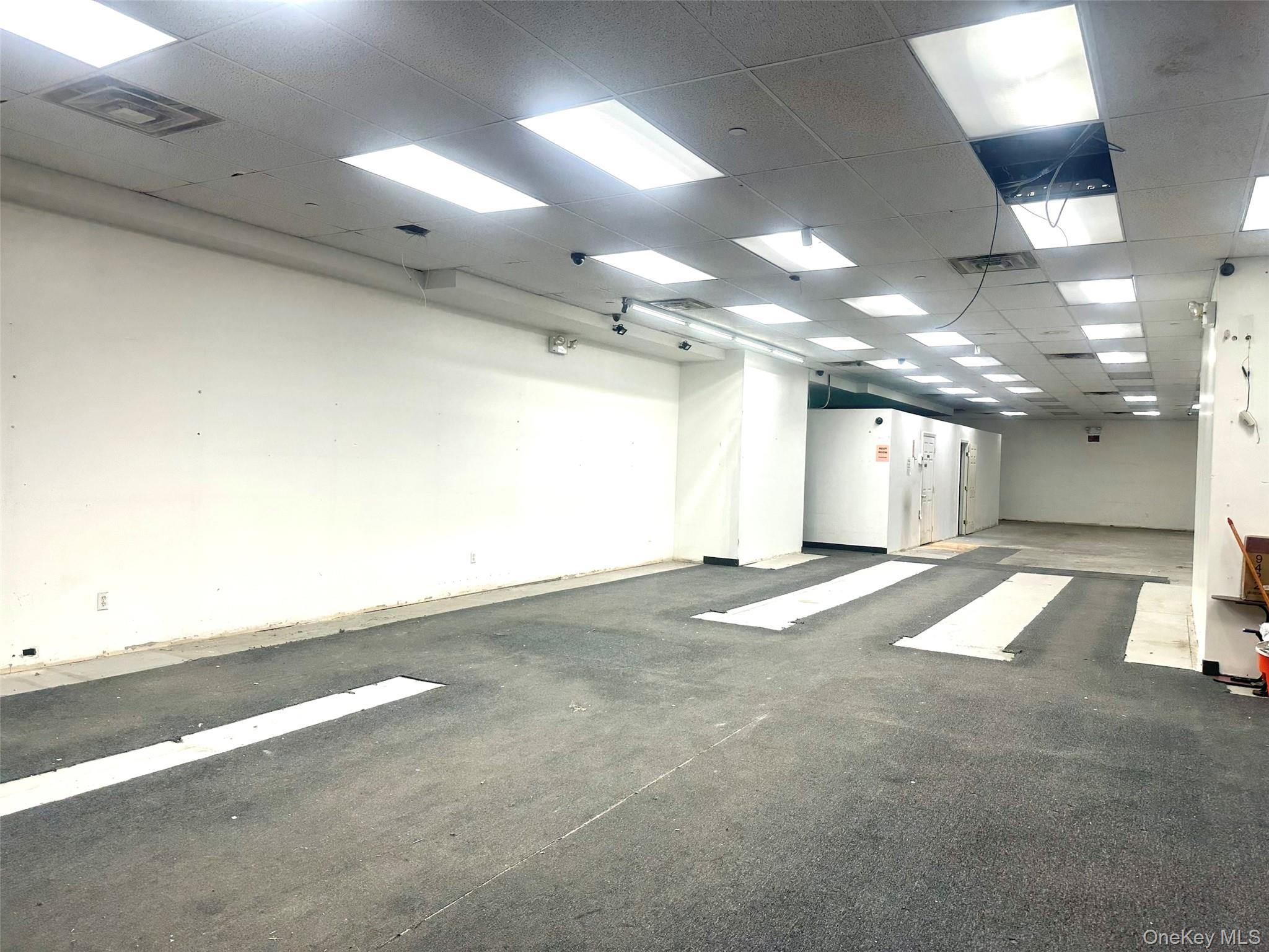 #4 photo, 45-16 162nd Street, Flushing , NY 11358