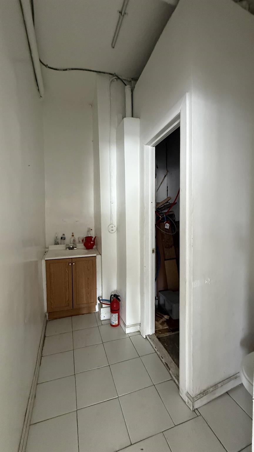 #6 photo, 16803 Jamaica Avenue, クイーンズ区 Jamaica , NY 11432