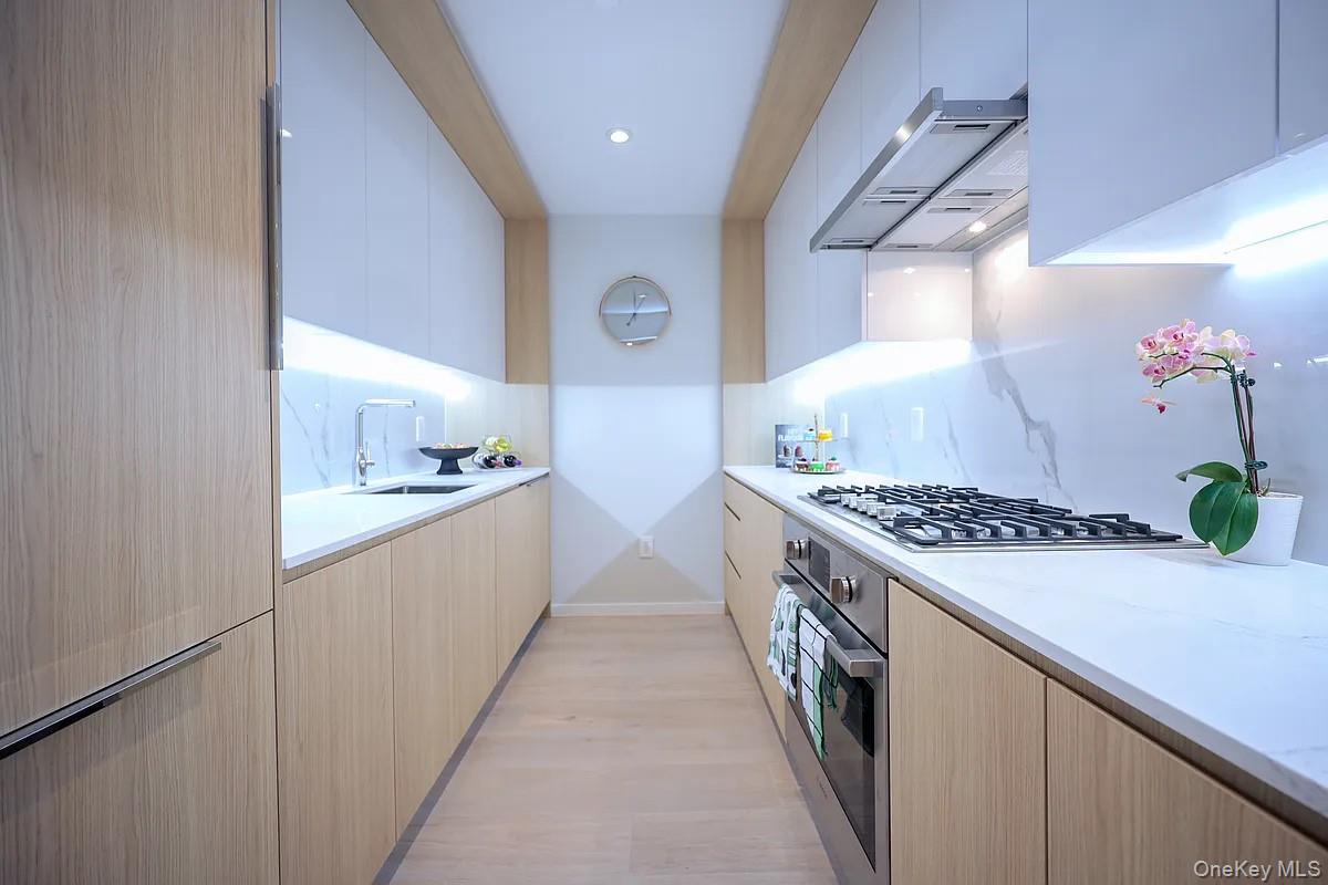 #4 photo, 40-22 61st street, クイーンズ区 Woodside , NY 11377