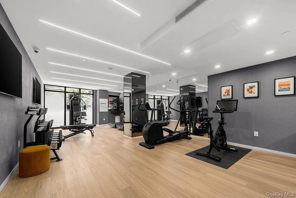 #4 photo, 40-22 61st street, クイーンズ区 Woodside , NY 10377