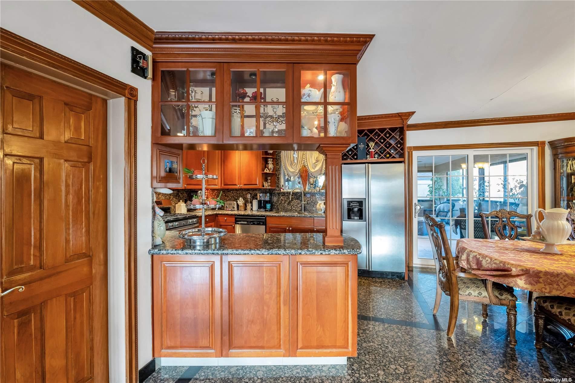 #16 photo, 50-43 192nd Street, फ्रेश मेडॉस Fresh Meadows , NY 11365