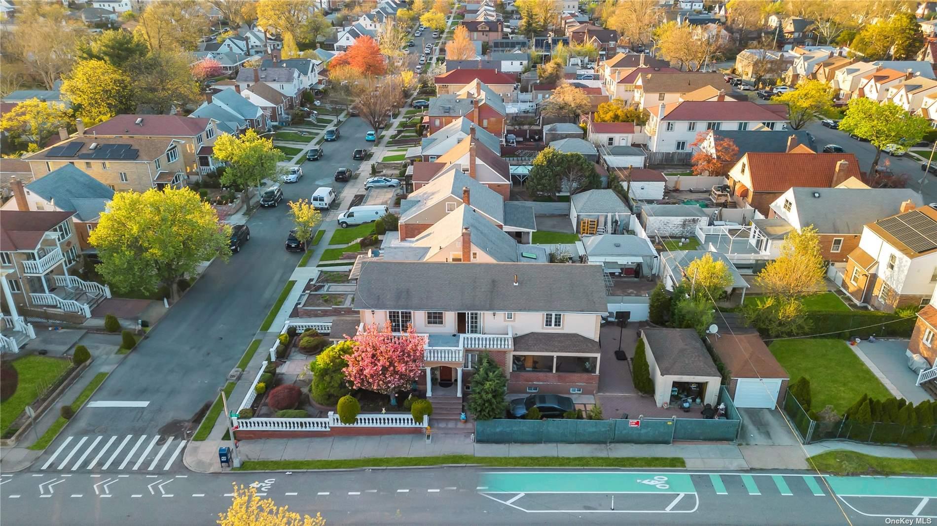 #2 photo, 50-43 192nd Street, फ्रेश मेडॉस Fresh Meadows , NY 11365