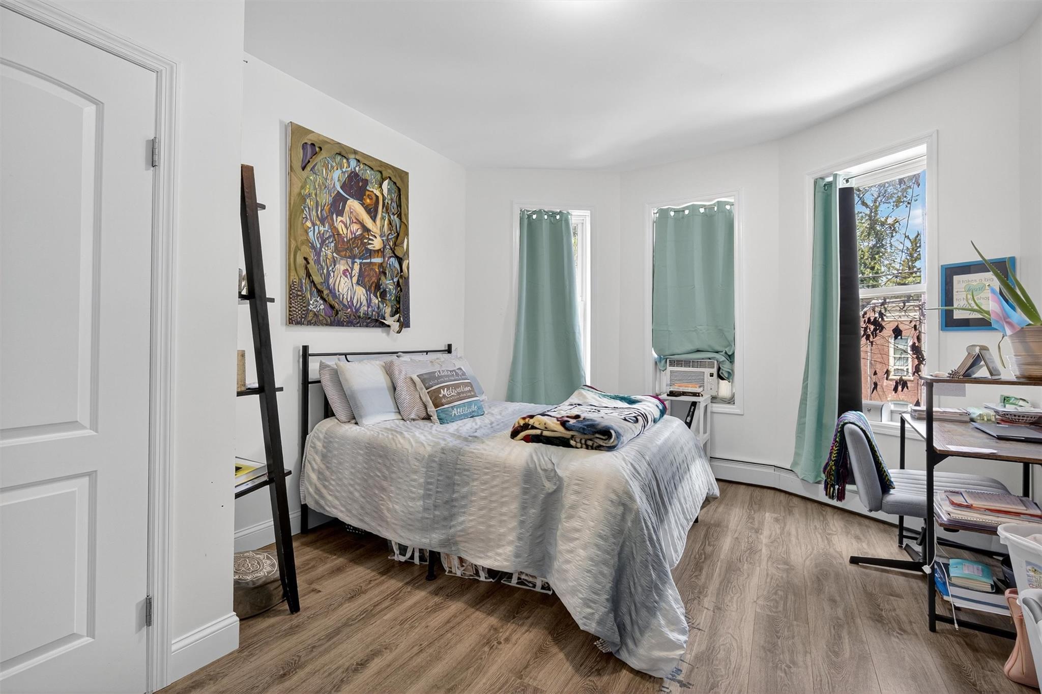 #17 photo, 91 Carson Avenue, Newburgh , NY 12550